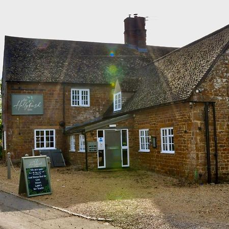 The Hollybush Inn And B&B Priors Marston 外观 照片
