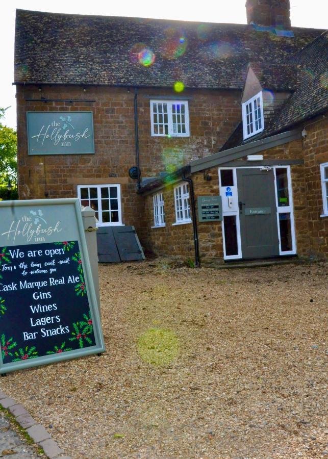The Hollybush Inn And B&B Priors Marston 外观 照片