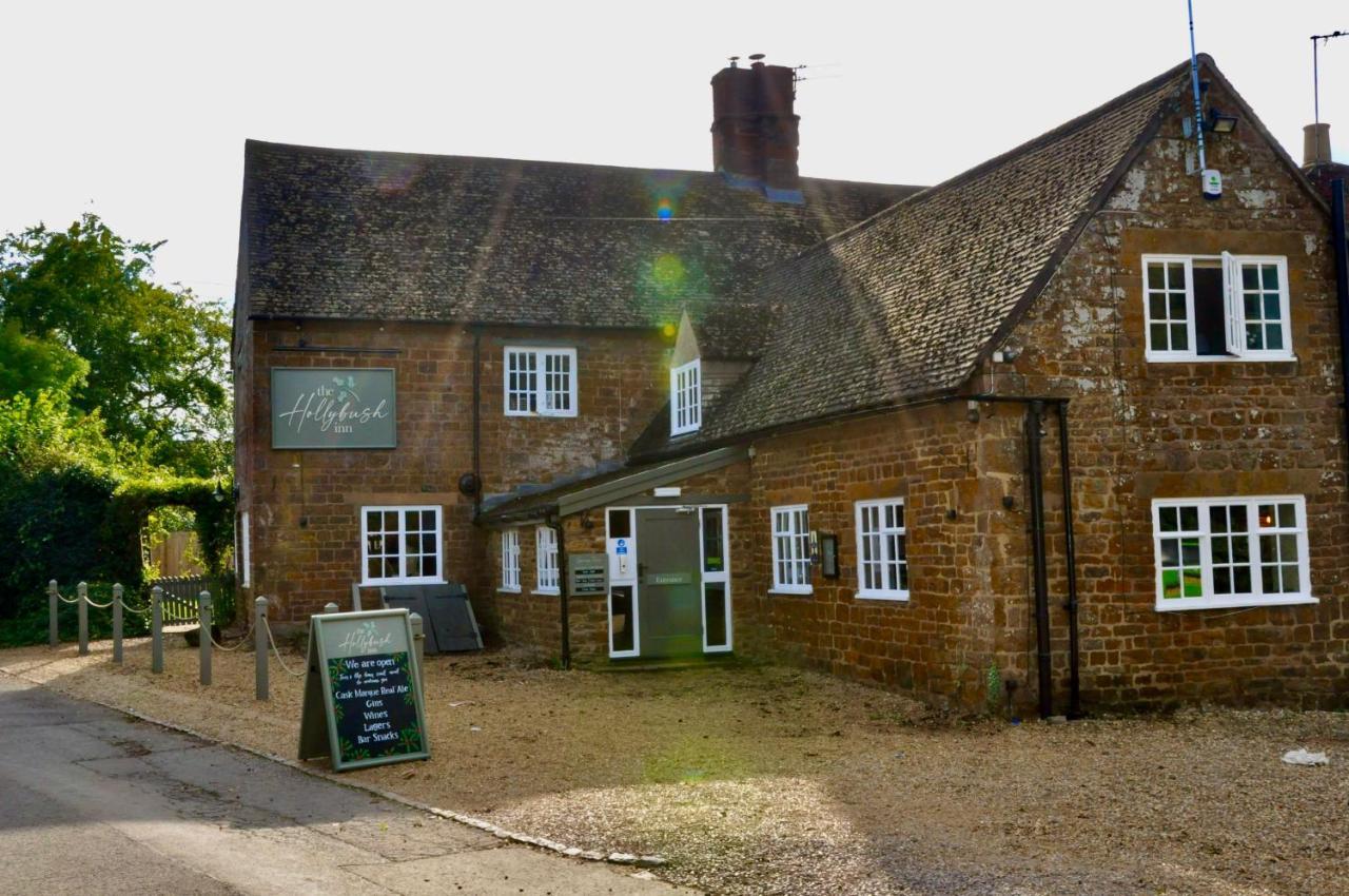 The Hollybush Inn And B&B Priors Marston 外观 照片